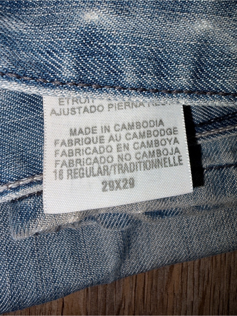 VINTAGE Levi's Light Blue Straight Leg Jeans - Picture 3 of 4